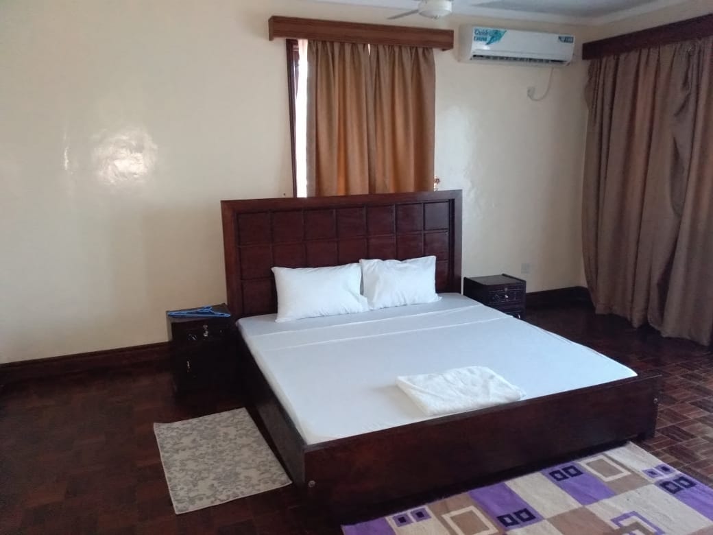 Five Bedroom Air bnb